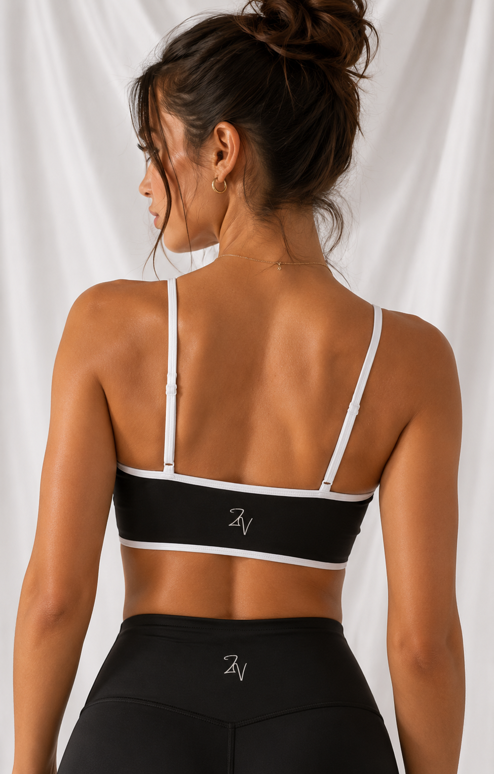 Women's Color Block Ruched V-Neck Sports Bra | Built-In Padded Athletic Workout Bra